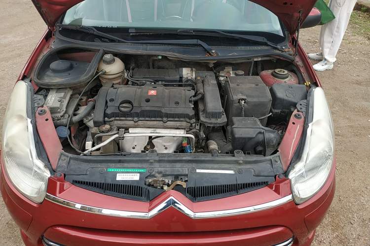Used Citroen C2 2012 1.6L Automatic Sport Model Engine Bay