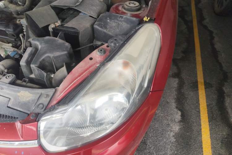 Used Citroen C2 2012 1.4L Manual Sport Model Engine Bay Left