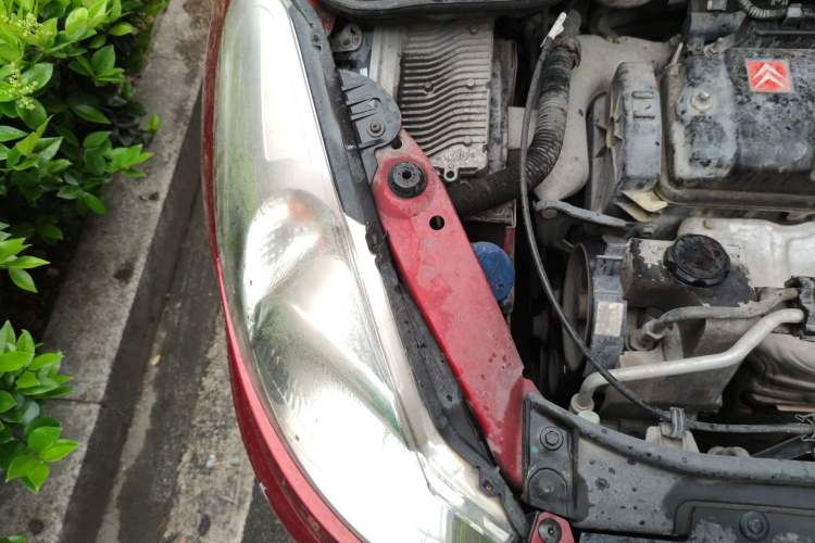 Used Citroen C2 2012 1.4L Manual Sport Model Engine Bay Right