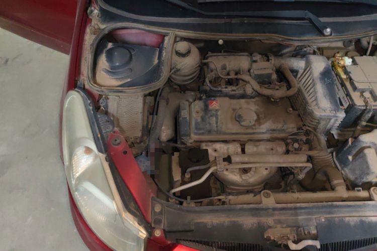 Used Citroen C2 2012 1.4L Manual Sport Model Engine Bay Right