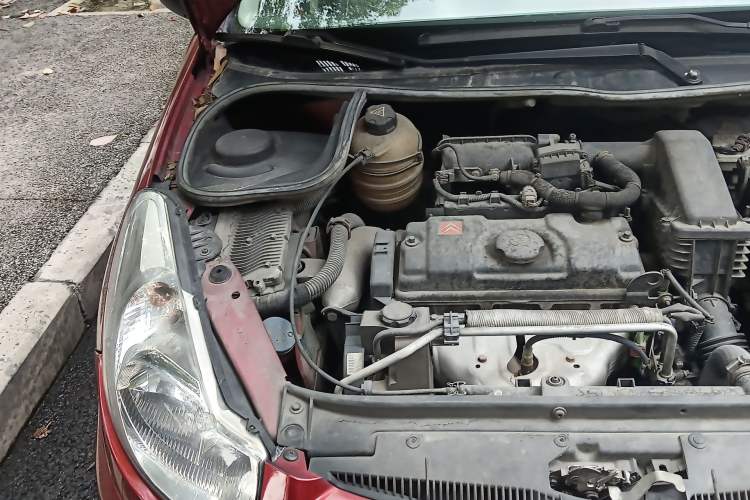 Used Citroen C2 2012 1.4L Manual Sport Model Engine Bay Right