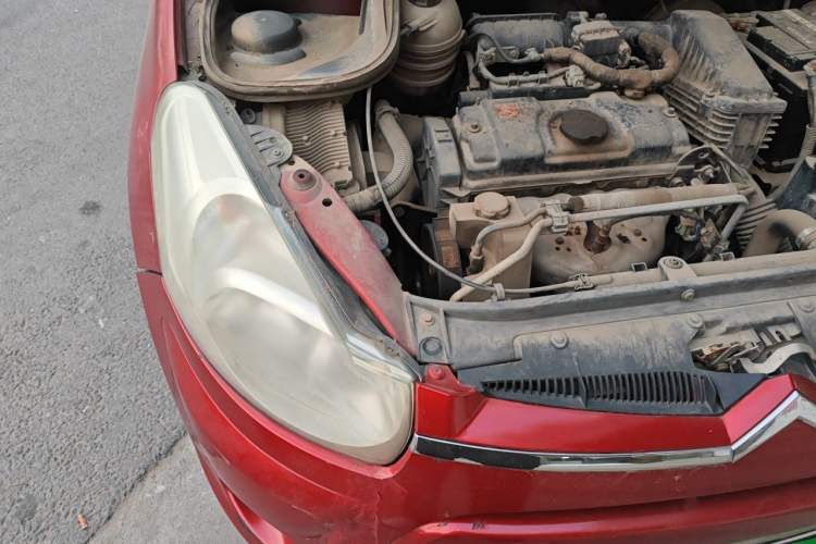 Used Citroen C2 2012 1.4L Manual Sport Model Engine Bay Right