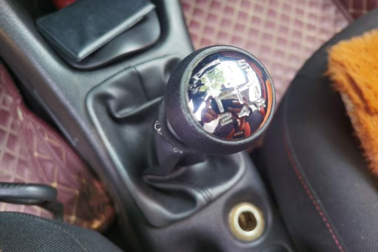 Used Citroen C2 2012 1.4L Manual Sport Model Gear Lever