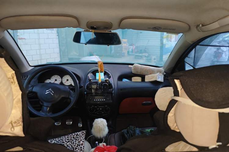 Used Citroen C2 2012 1.4L Manual Sport Model Headliner