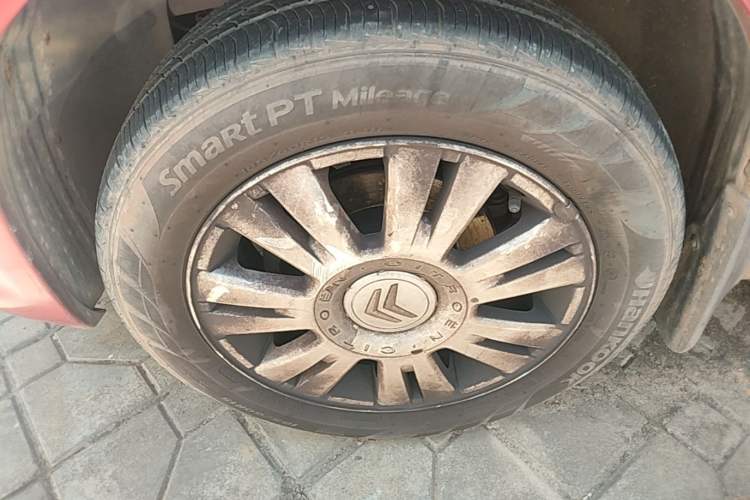 Used Citroen C2 2012 1.4L Manual Sport Model Left Front Wheel Hub