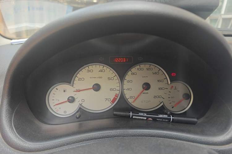 Used Citroen C2 2012 1.4L Manual Sport Model Odometer Close Up