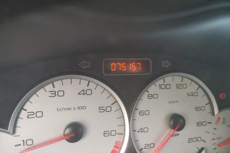 Used Citroen C2 2012 1.4L Manual Sport Model Odometer Close Up