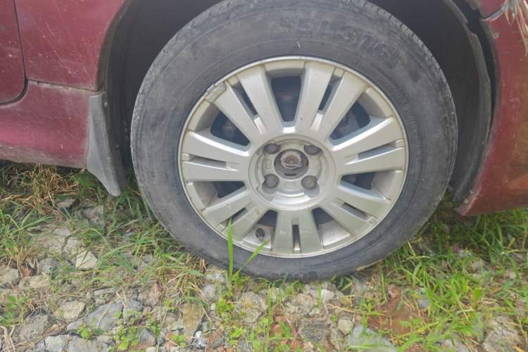 Used Citroen C2 2012 1.4L Manual Sport Model Right Front Wheel Hub