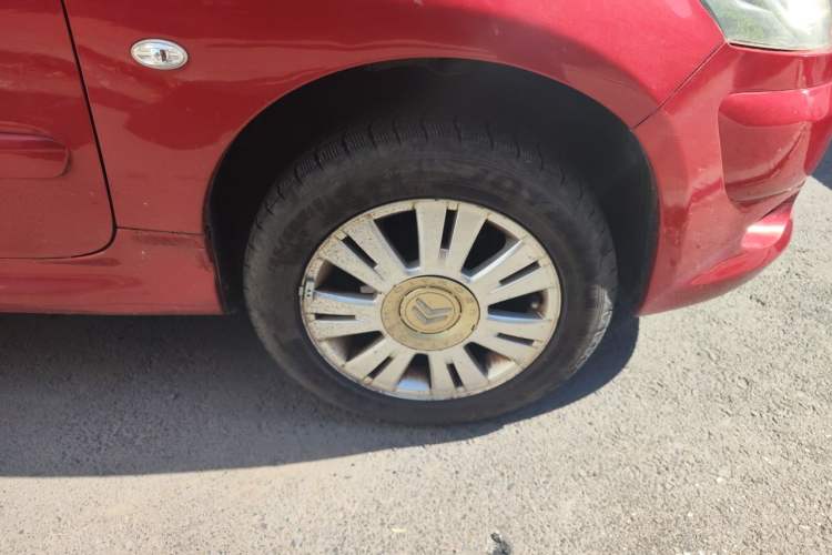 Used Citroen C2 2012 1.4L Manual Sport Model Right Front Wheel Hub