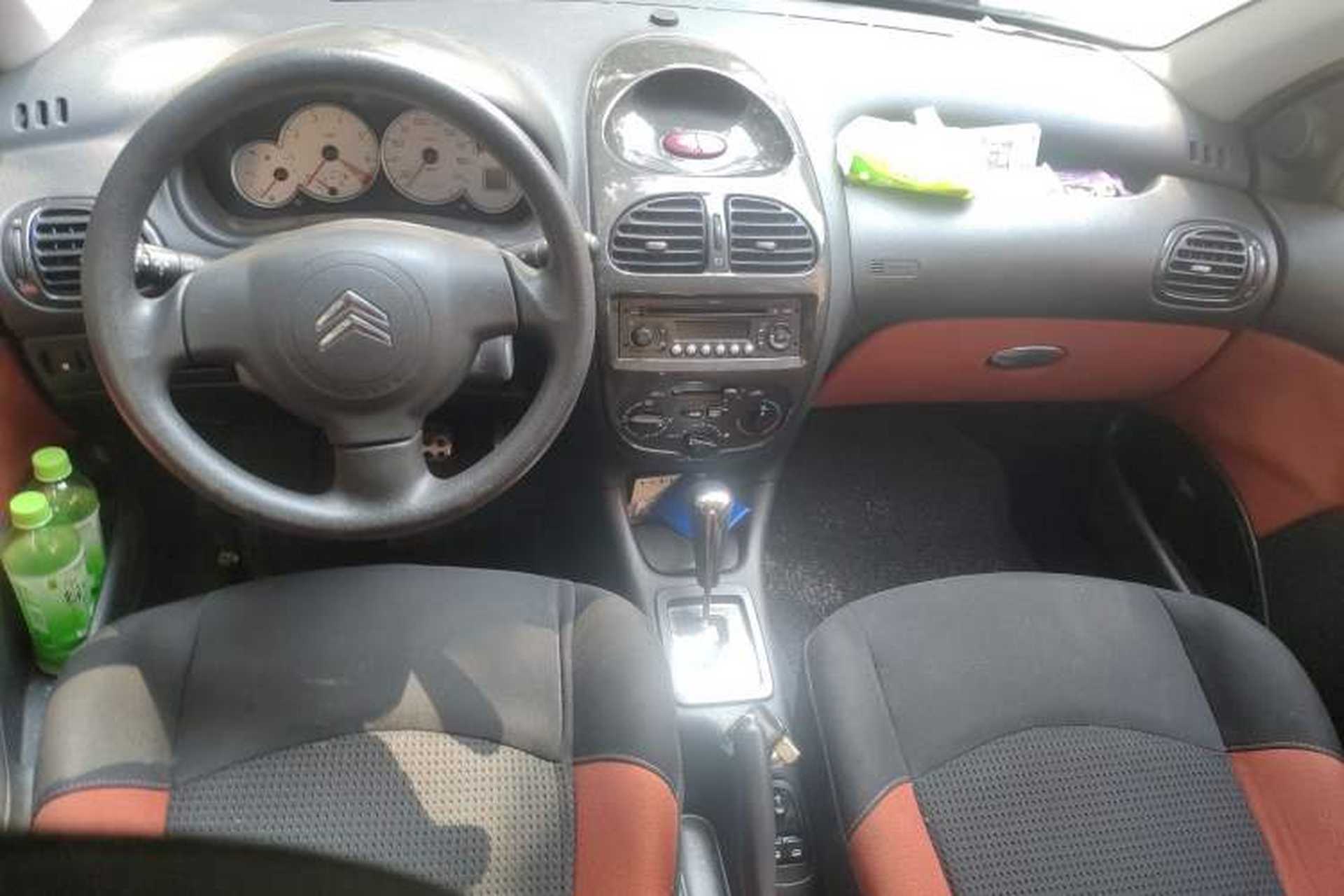 Used Citroen C2 2013 CROSS 1.6L Automatic Sport Model Center Console