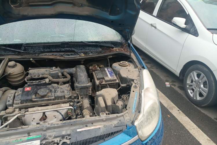 Used Citroen C2 2013 CROSS 1.4L Manual Sport Model Engine Bay Left