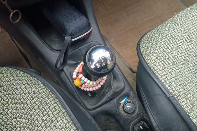 Used Citroen C2 2013 CROSS 1.4L Manual Sport Model Gear Lever