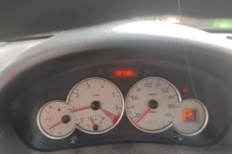 Used Citroen C2 2013 CROSS 1.6L Automatic Sport Model Odometer Close Up