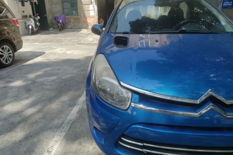 Used Citroen C2 2013 CROSS 1.6L Automatic Sport Model Right Front Headlight