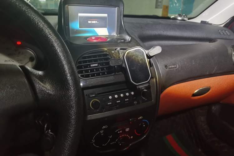 Used Citroen C2 2013 CROSS 1.4L Manual Sport Model Audio And AC Panel