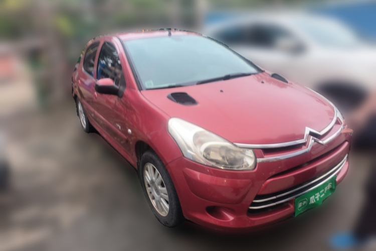 Used Citroen C2 2013 CROSS 1.4L Manual Sport Model Front Right 45 Deg