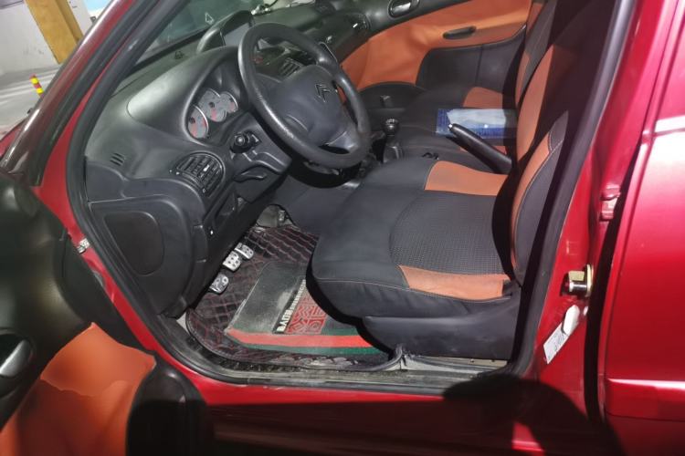 Used Citroen C2 2013 CROSS 1.4L Manual Sport Model Left Front Seat