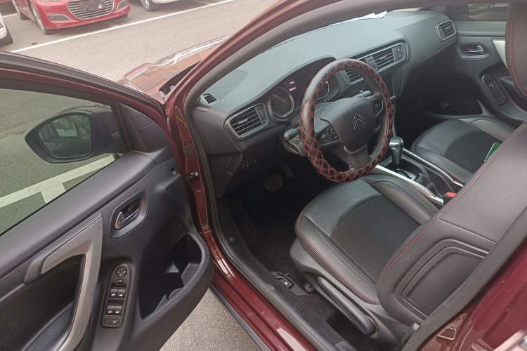 Used Citroen C3-XR 2017 1.6L Automatic Pioneer Model Interior 3