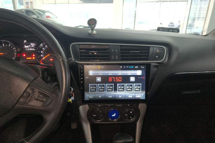 Used Citroen C3-XR 2015 1.6L Automatic Pioneer Model Audio And AC Panel