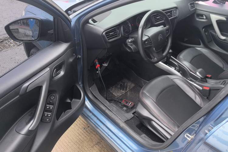Used Citroen C3-XR 2015 1.6L Automatic Pioneer Model Driver Seat