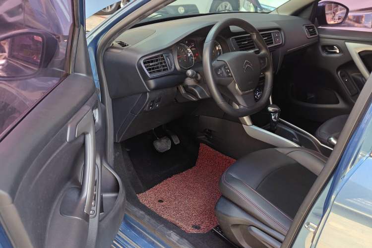 Used Citroen C3-XR 2015 1.6L Automatic Pioneer Model Driver Seat