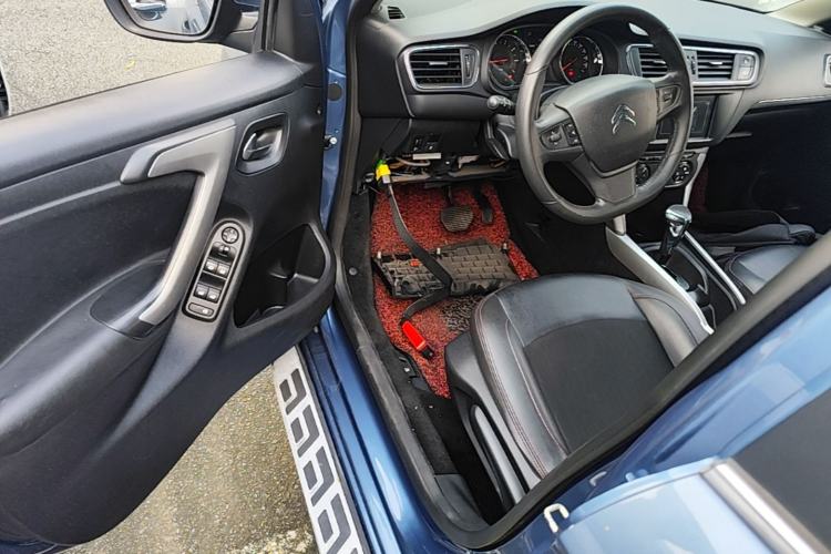 Used Citroen C3-XR 2015 1.6L Automatic Pioneer Model Driver Seat