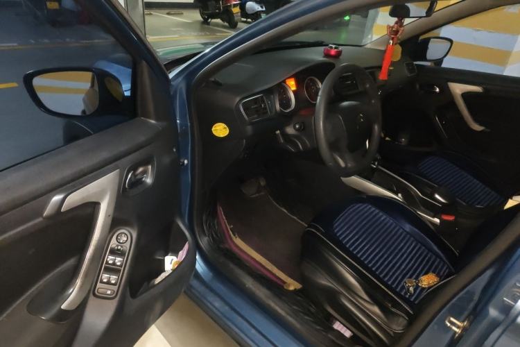 Used Citroen C3-XR 2015 1.6L Automatic Fashion Model Driver Seat