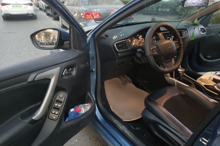Used Citroen C3-XR 2015 1.6THP Automatic Pioneer Model Driver Seat