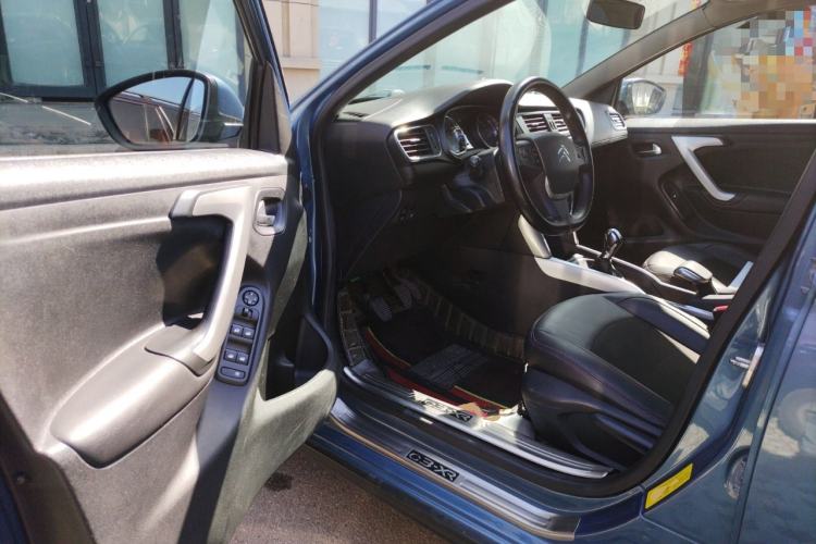 Used Citroen C3-XR 2015 1.6L Manual Pioneer Model Driver Seat