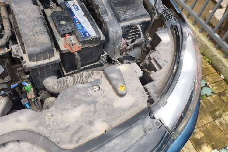 Used Citroen C3-XR 2015 1.6L Automatic Pioneer Model Engine Bay Left