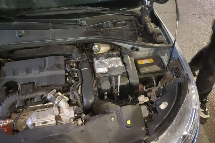 Used Citroen C3-XR 2015 1.6THP Automatic Pioneer Model Engine Bay Left