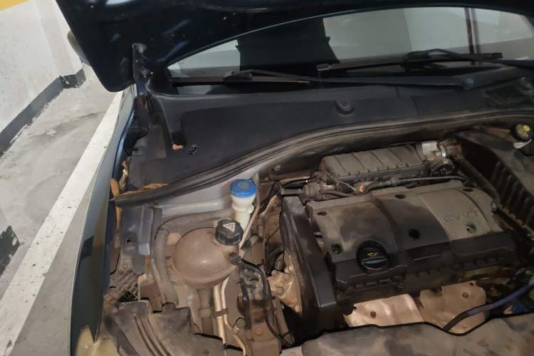 Used Citroen C3-XR 2015 1.6L Automatic Fashion Model Engine Bay Right