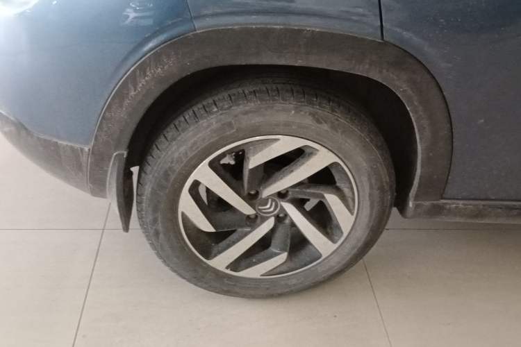 Used Citroen C3-XR 2015 1.6L Manual Pioneer Model Exterior 5