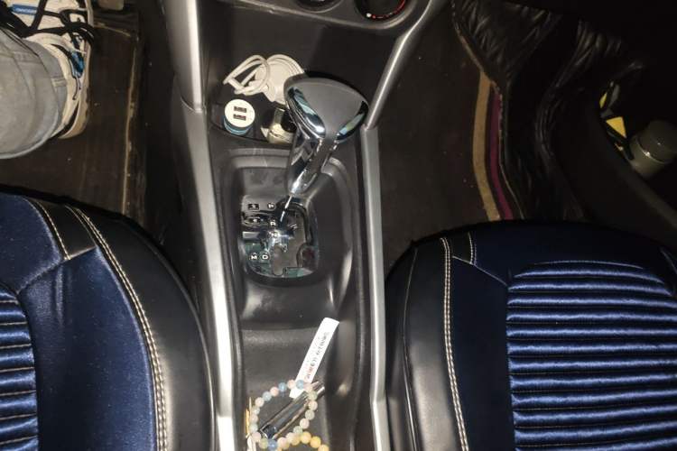 Used Citroen C3-XR 2015 1.6L Automatic Fashion Model Gear Lever