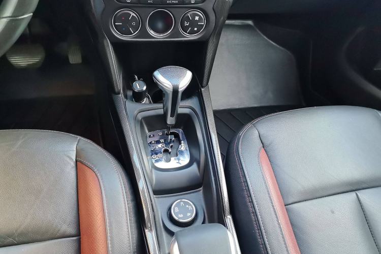 Used Citroen C3-XR 2015 1.6THP Automatic Flagship Model Gear Lever