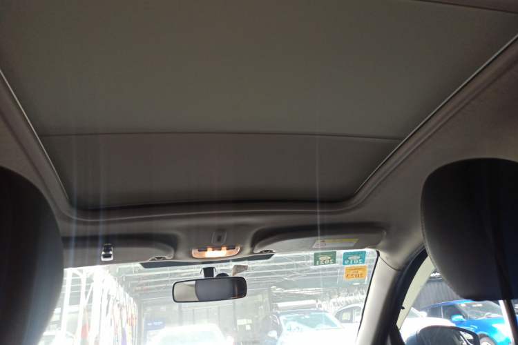 Used Citroen C3-XR 2015 1.6L Automatic Pioneer Model Headliner