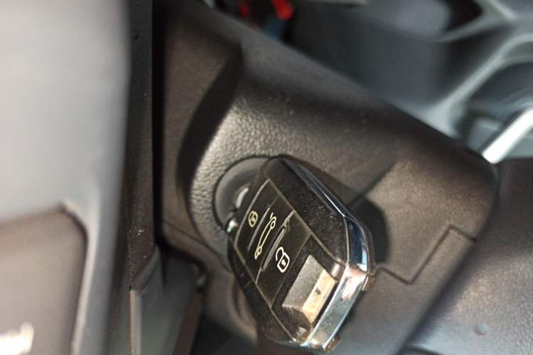 Used Citroen C3-XR 2015 1.6L Automatic Pioneer Model Interior 1