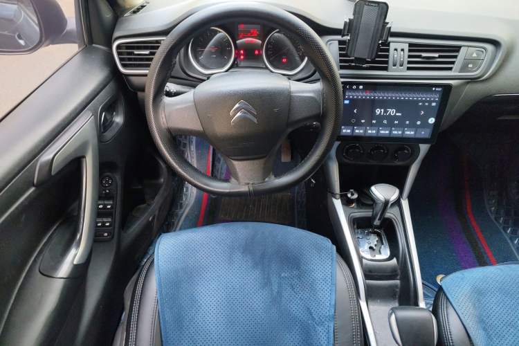 Used Citroen C3-XR 2015 1.6L Automatic Fashion Model Interior 4