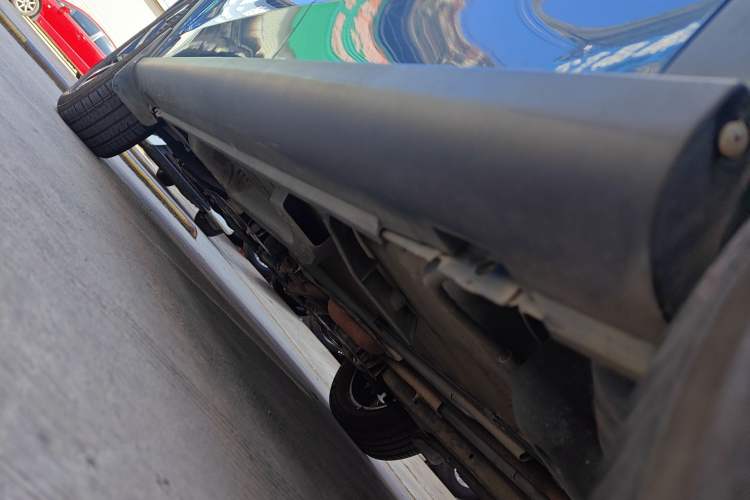 Used Citroen C3-XR 2015 1.6L Automatic Pioneer Model Left Side Sill