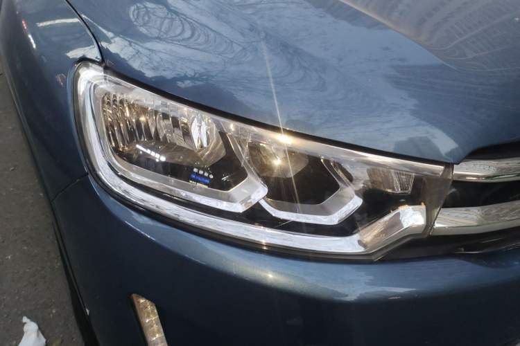 Used Citroen C3-XR 2015 1.6THP Automatic Pioneer Model Right Front Headlight