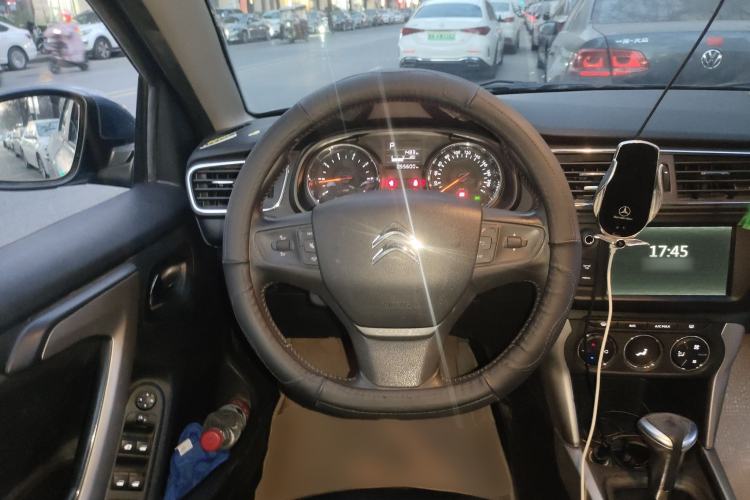 Used Citroen C3-XR 2015 1.6THP Automatic Pioneer Model Steering Wheel