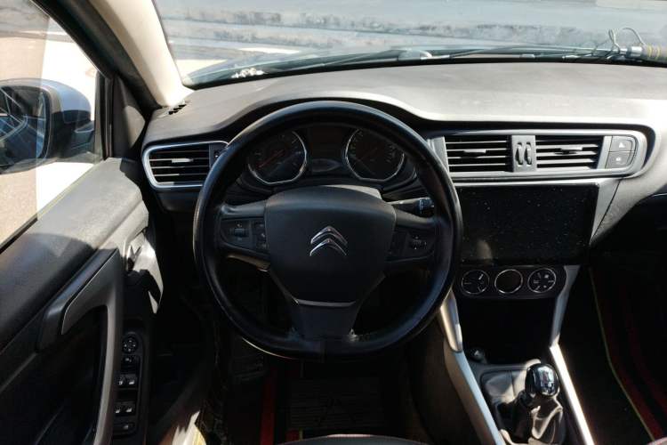 Used Citroen C3-XR 2015 1.6L Manual Pioneer Model Steering Wheel