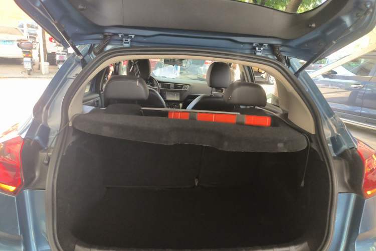 Used Citroen C3-XR 2015 1.6L Automatic Smart Version Trunk