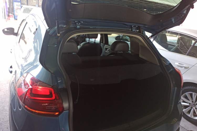 Used Citroen C3-XR 2015 1.6L Automatic Pioneer Model Trunk