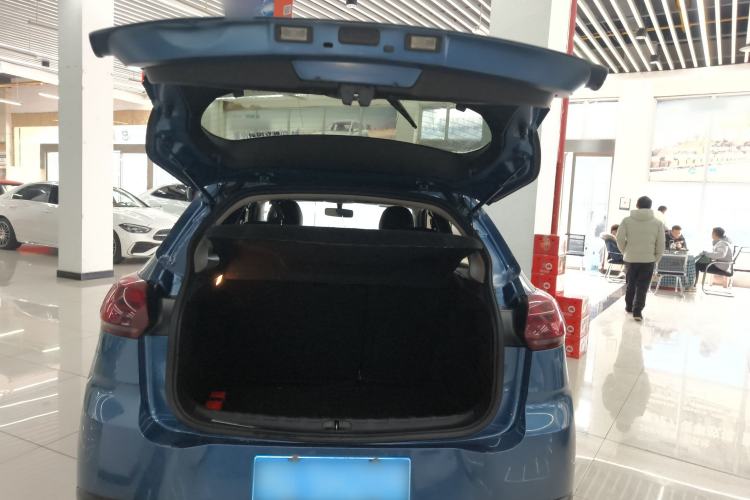 Used Citroen C3-XR 2015 1.6L Automatic Pioneer Model Trunk