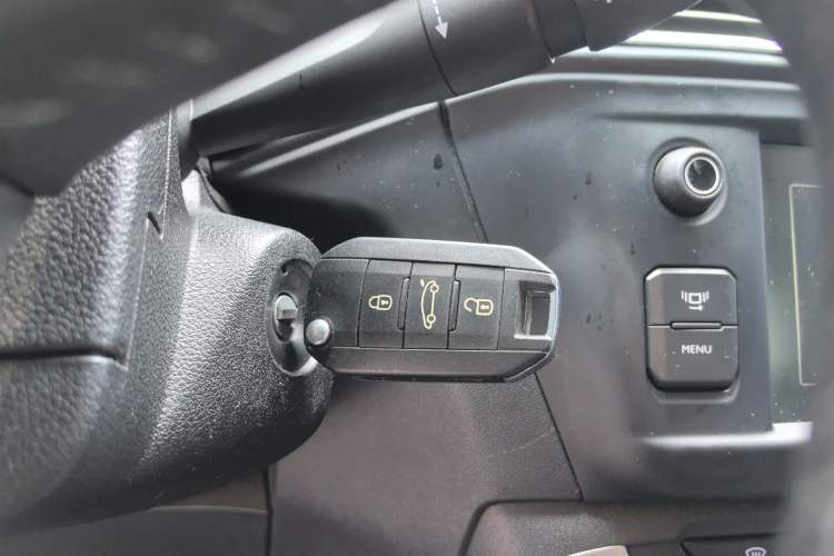 Used Citroen C3-XR 2015 1.6L Automatic Pioneer Model Vehicle Key