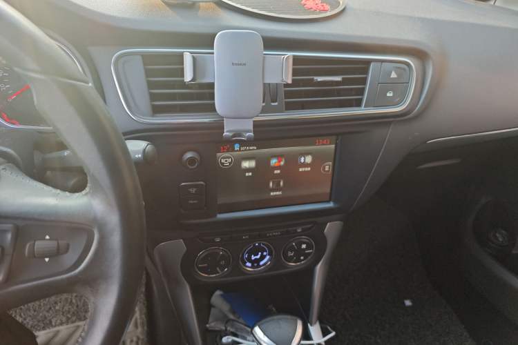 Used Citroen C3-XR 2015 1.6L Automatic Pioneer Model Audio And AC Panel