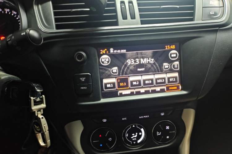 Used Citroen C3-XR 2015 1.6L Automatic Pioneer Model Audio And AC Panel