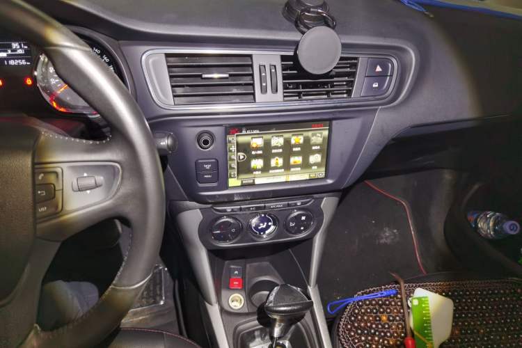 Used Citroen C3-XR 2015 1.6THP Automatic Smart Model Audio And AC Panel