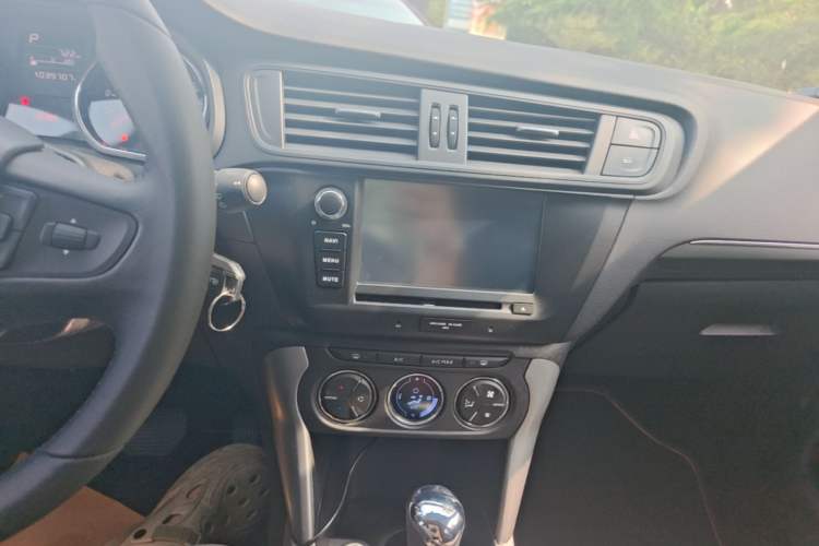 Used Citroen C3-XR 2015 1.6L Automatic Pioneer Model Audio And AC Panel